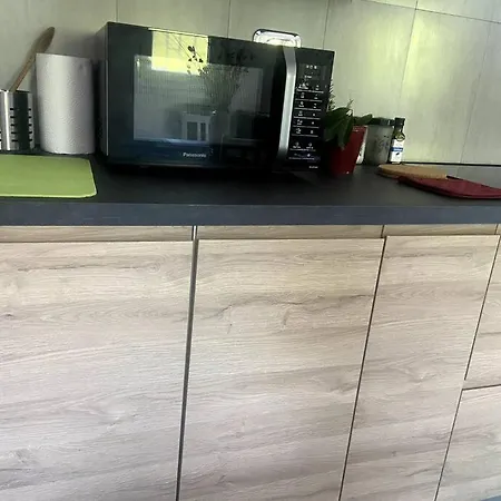 Parrot's House Tra Mare E Citta * Acilia