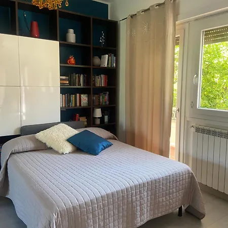 Appartamento Parrot's House Tra Mare E Citta